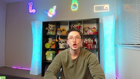 Snapshot of abbuddy920236 chatting on 12/24/24, 05:16 buddy online show from 12/24/24, 05:16