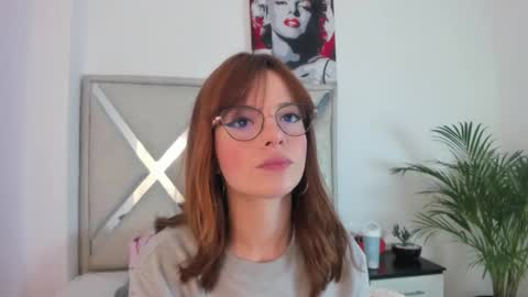 Snapshot of abby_jones2 chatting on 01/16/26, 03:43 abby jones online show from 01/16/26, 03:43