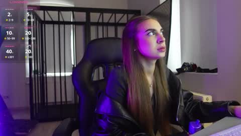 ABBY LAKER online show from 10/04/25, 06:33