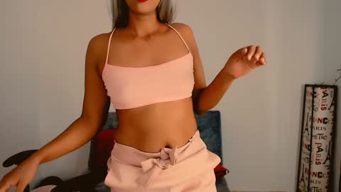 Snapshot of abby_liu chatting on 12/30/24, 06:05 May Imstagram online show from 12/30/24, 06:05