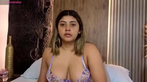 Snapshot of abby_millerr_ chatting on 11/08/25, 12:16 Abbygail online show from 11/08/25, 12:16