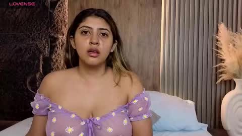 Snapshot of abby_millerr_ chatting on 11/10/25, 12:37 Abbygail online show from 11/10/25, 12:37