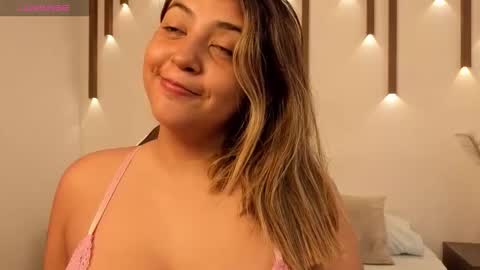 Snapshot of abby_millerr_ chatting on 12/04/25, 12:58 Abbygail online show from 12/04/25, 12:58