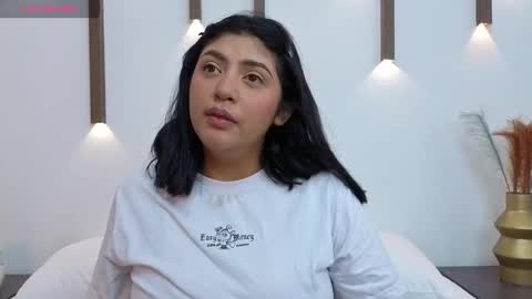 Snapshot of abby_millerr_ chatting on 02/17/26, 12:23 Abbygail online show from 02/17/26, 12:23