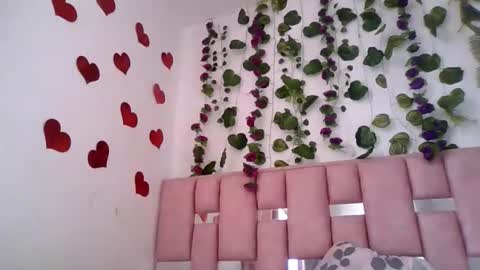 abby_moss_2 online show from 05/05/26, 03:31