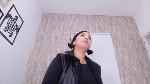 Abby online show from 10/11/25, 07:12