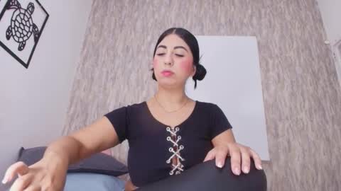 Abby online show from 10/30/25, 07:14