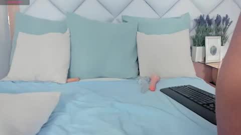 Snapshot of abby_ssmith chatting on 02/23/26, 04:54 Abby online show from 02/23/26, 04:54