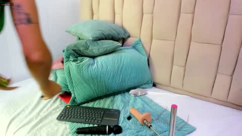 abbyadams23 online show from 01/12/25, 02:45