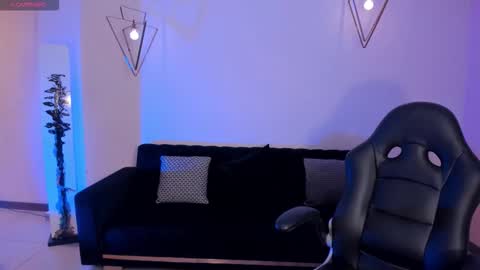 Abby Dalton  online show from 10/08/25, 05:21