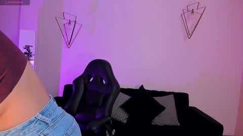 Abby Dalton  online show from 10/10/25, 05:56