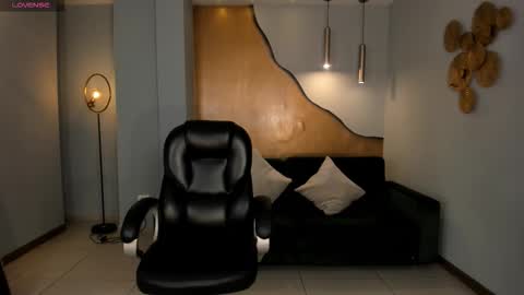 Abby Dalton  online show from 10/30/25, 05:57