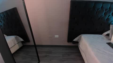 INSTAGRAM abby hall82 online show from 11/14/25, 11:57