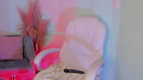 ABBY online show from 09/30/25, 07:52