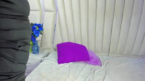 Snapshot of abbyjhons chatting on 01/04/25, 12:59 AbbyJhons online show from 01/04/25, 12:59