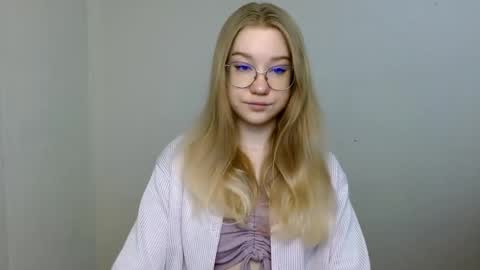 Snapshot of abbymoore__ chatting on 05/02/26, 10:09 Abby Lovense is active online show from 05/02/26, 10:09