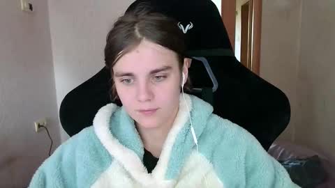 abbysal_blade online show from 09/19/25, 06:04