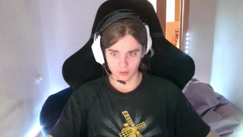 abbysal_blade online show from 10/23/25, 06:23