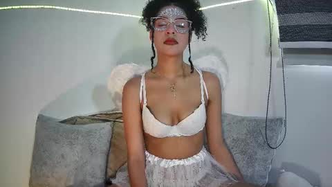 Snapshot of abbystorme chatting on 10/16/25, 08:32 abbystorme online show from 10/16/25, 08:32