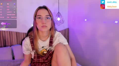 Snapshot of abbysweet1_ chatting on 09/26/25, 12:31 Abigail online show from 09/26/25, 12:31