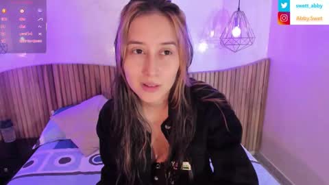 Snapshot of abbysweet1_ chatting on 09/27/25, 11:37 Abigail online show from 09/27/25, 11:37