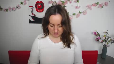 abbytaylorr online show from 11/06/25, 07:31