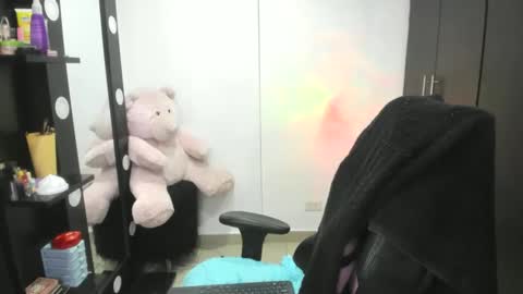 Snapshot of abbyxlee chatting on 12/08/24, 03:53 online show from 12/08/24, 03:53