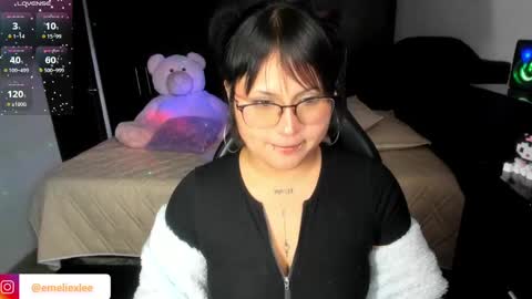 Snapshot of abbyxlee chatting on 02/20/25, 10:37 online show from 02/20/25, 10:37