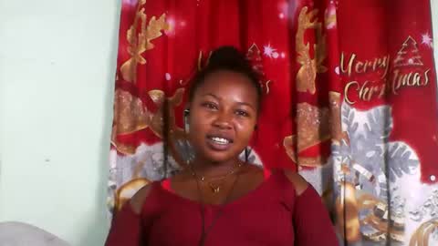 Snapshot of abella677022 chatting on 05/09/26, 05:40 abella677022 online show from 05/09/26, 05:40
