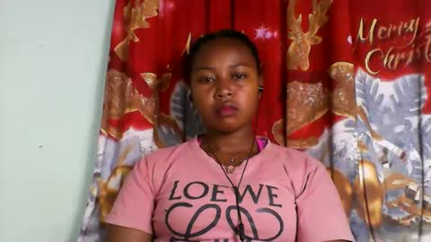 Snapshot of abella677022 chatting on 06/01/26, 06:42 abella677022 online show from 06/01/26, 06:42