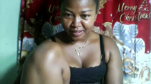 Snapshot of abella677022 chatting on 06/05/26, 03:46 abella677022 online show from 06/05/26, 03:46