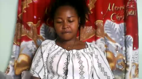 Snapshot of abella677022 chatting on 06/08/26, 04:40 abella677022 online show from 06/08/26, 04:40