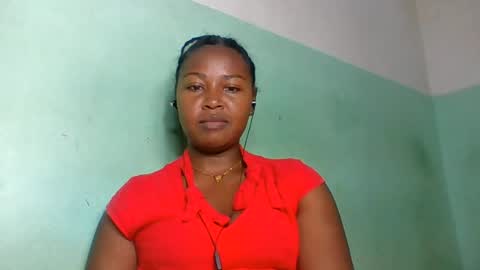 Snapshot of abella677022 chatting on 06/16/26, 05:15 abella677022 online show from 06/16/26, 05:15