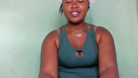 Snapshot of abella677022 chatting on 07/22/26, 05:32 abella677022 online show from 07/22/26, 05:32