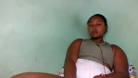 Snapshot of abella677022 chatting on 07/28/26, 02:13 abella677022 online show from 07/28/26, 02:13