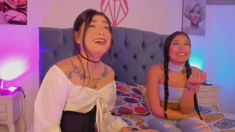 Snapshot of abella_as chatting on 10/28/25, 04:38 Abella online show from 10/28/25, 04:38