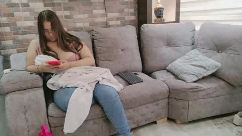 abella_as_ online show from 05/11/26, 02:45