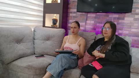 abella_as_ online show from 05/20/26, 02:01