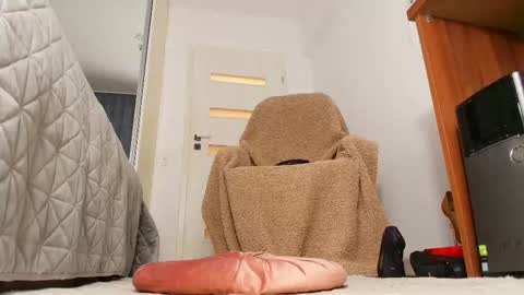 Mermaid online show from 10/23/25, 08:40