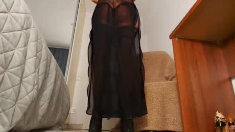 Mermaid online show from 11/20/25, 09:03