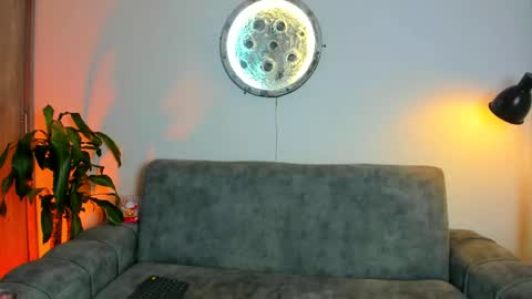  Abella and Kendra  online show from 05/14/26, 10:27