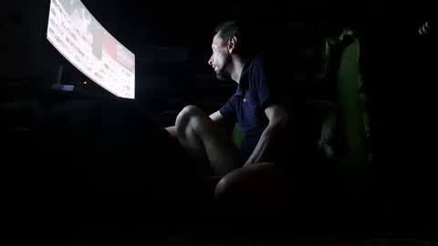 Snapshot of abender82 chatting on 02/06/26, 11:30 Abender online show from 02/06/26, 11:30