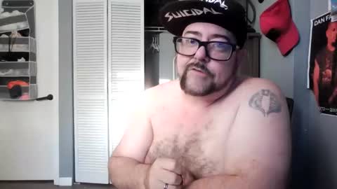 Snapshot of abennett76 chatting on 06/10/26, 02:34 AJ online show from 06/10/26, 02:34