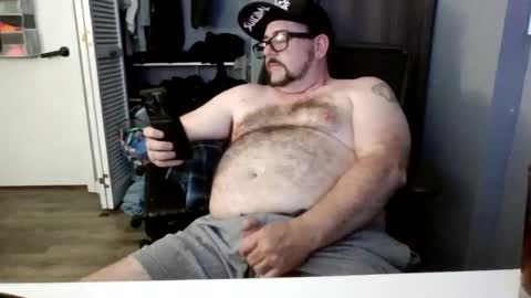 Snapshot of abennett76 chatting on 06/24/26, 03:49 AJ online show from 06/24/26, 03:49