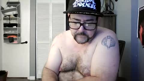 Snapshot of abennett76 chatting on 06/27/26, 01:50 AJ online show from 06/27/26, 01:50