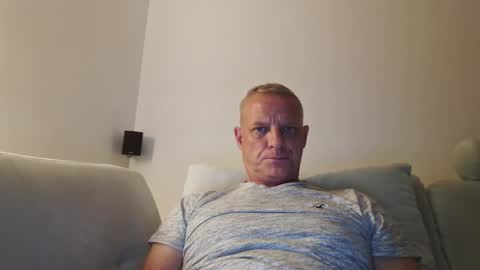 Snapshot of abenteurer2021 chatting on 05/31/26, 08:10 abenteurer2021 online show from 05/31/26, 08:10