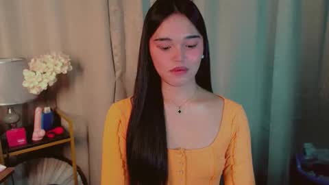 Abetterchristine online show from 12/18/25, 02:28