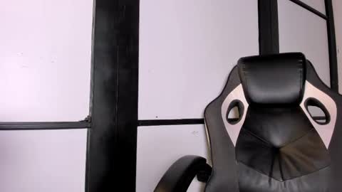 Snapshot of abi_sexxx1 chatting on 03/16/26, 08:13 abi_sexxx1 online show from 03/16/26, 08:13