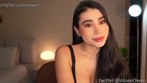 abie_owen online show from 03/26/26, 12:17