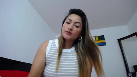 ximena online show from 12/22/24, 02:49